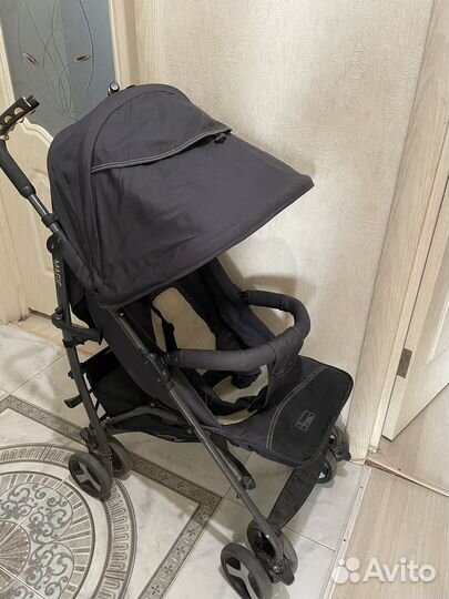 Коляска для ребенка