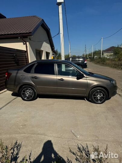 LADA Granta 1.6 МТ, 2020, 80 500 км