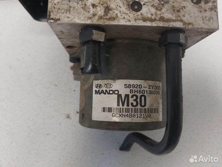 Блок ABS насос для Hyundai ix35/Tucson