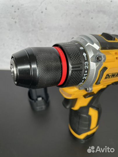 Дрель шуруповерт dewalt