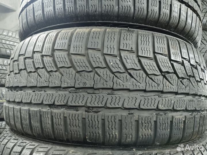 Nokian Tyres WR A4 215/40 R17