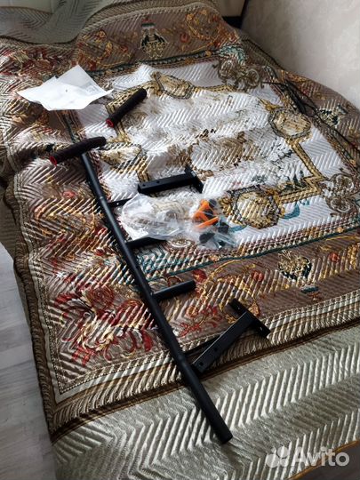 Турник настенный