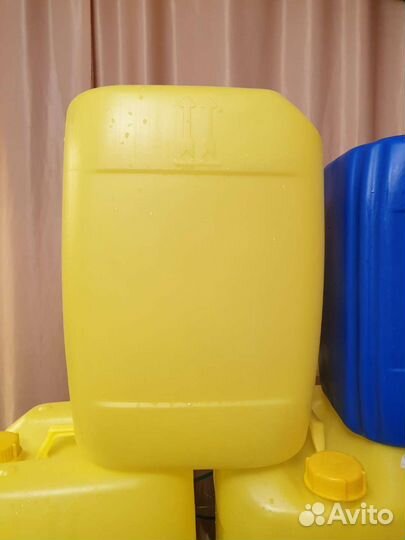 Канистры пластиковые 30 литров
