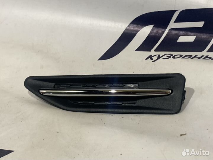 Заглушка повторителя поворота Kia Rio(11-17) левый