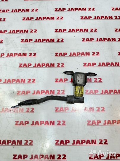 Датчик airbag Mitsubishi L200 KB4T 4D56U 2014