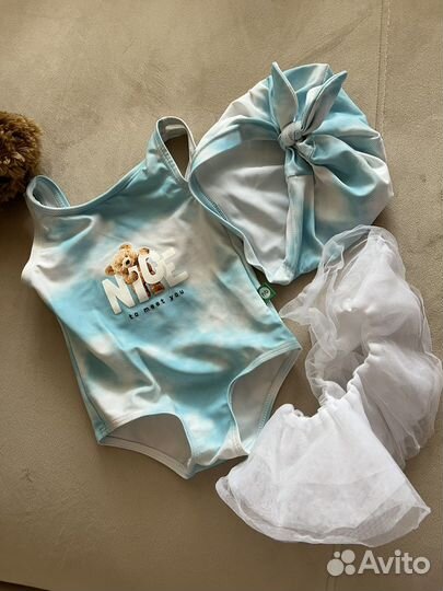 Купальник и комбинезон-рашгард