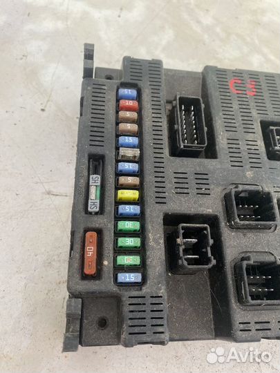Блок предохранителей Citroen C3