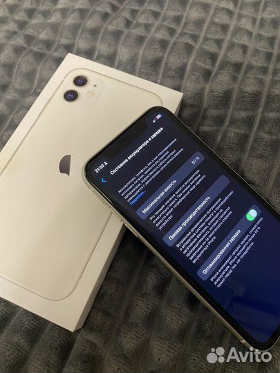 iPhone 11, 128 ГБ