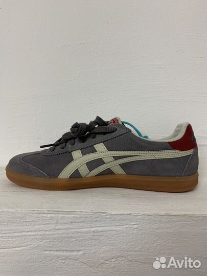 Onitsuka Tiger Tokuten