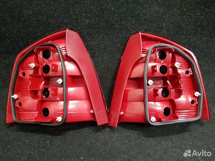 Фонарь задний правый Skoda Octavia- 2