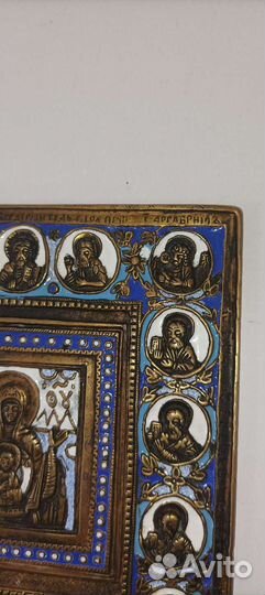 Медная икона с эмалью Богоматерь знамение