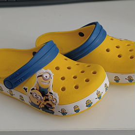 Crocs Minions оригинал Размер 32 (нога 20,5 см)