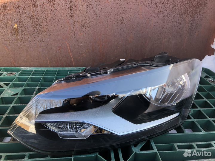 Фара левая на volkswagen Polo 5 15-20год
