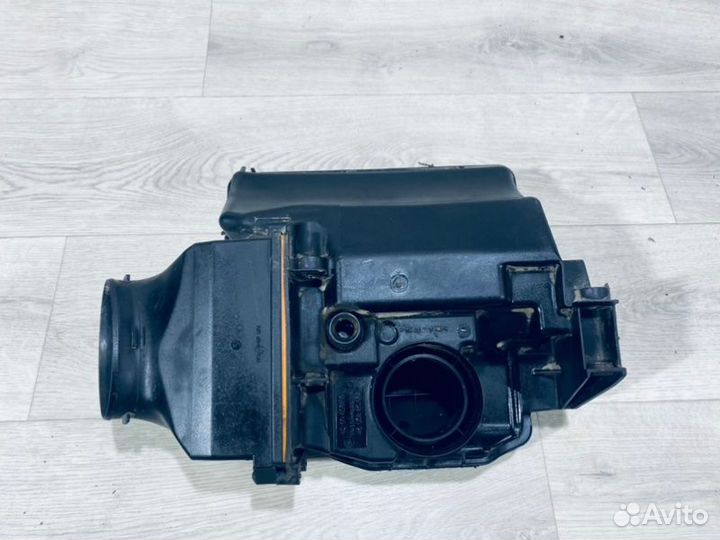 Корпус воздушного фильтра Renault Logan 2 седан