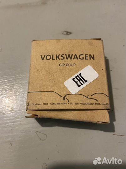 Сальник распредвала/коленвала VAG 038103085C