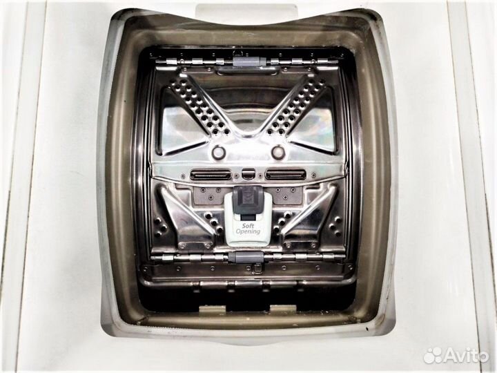 Машина с вертикальной загрузкой бу Whirlpool