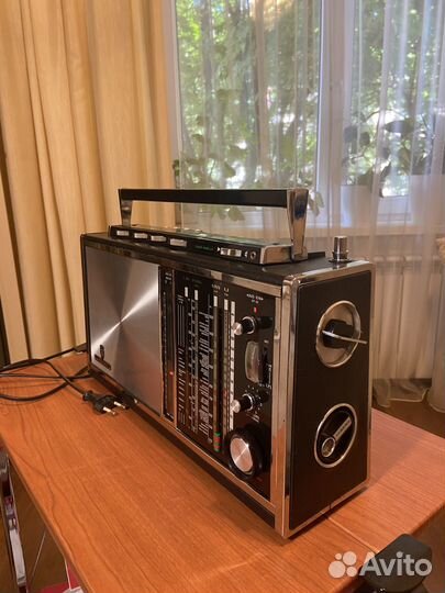 Радиоприемник grundig сателлит 6001