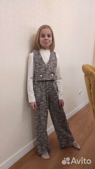 Брючный костюм для девочки 152