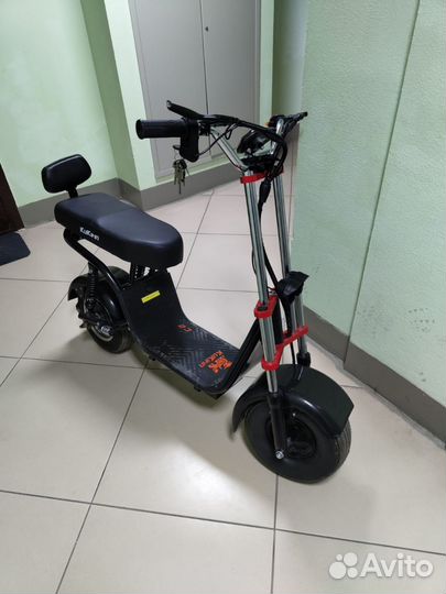 Самокат взрослый электрический