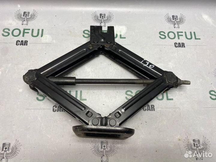 Домкрат Hyundai I30