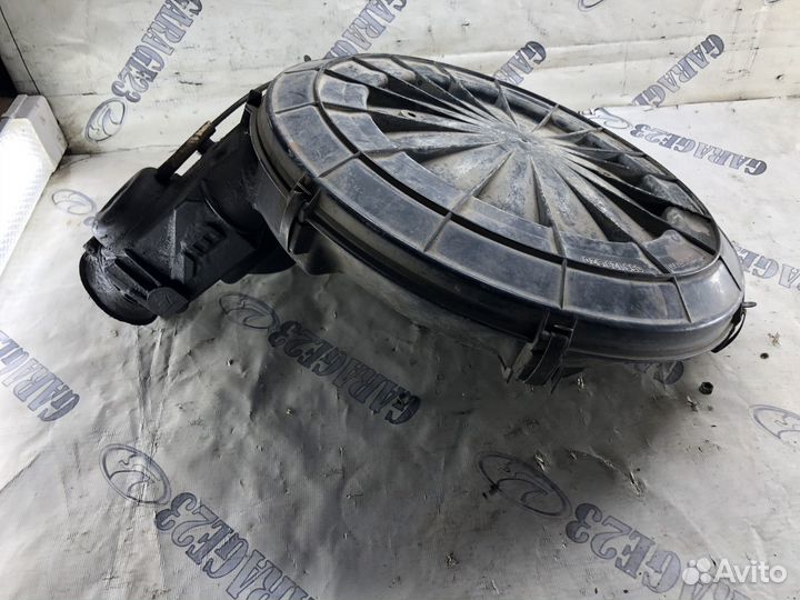 Корпус воздушного фильтра audi 80 B2