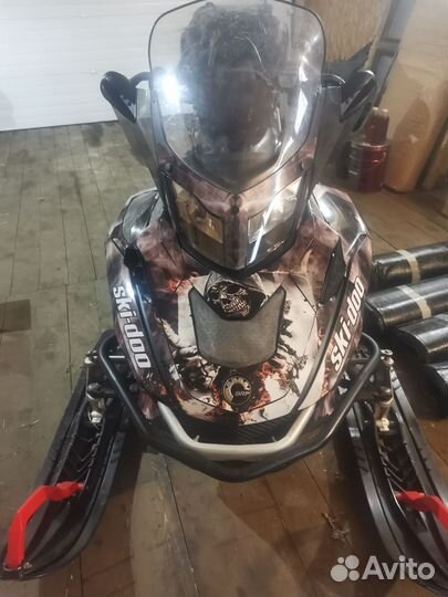 Продам снегоход BRP