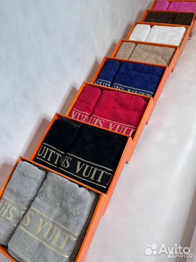 Красный комплект полотенец - 