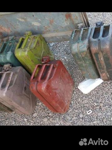 Канистры металлические 20 литров