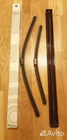 Щетки стеклоочистителя BMW61612183576