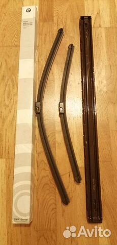 Щетки стеклоочистителя BMW61612183576