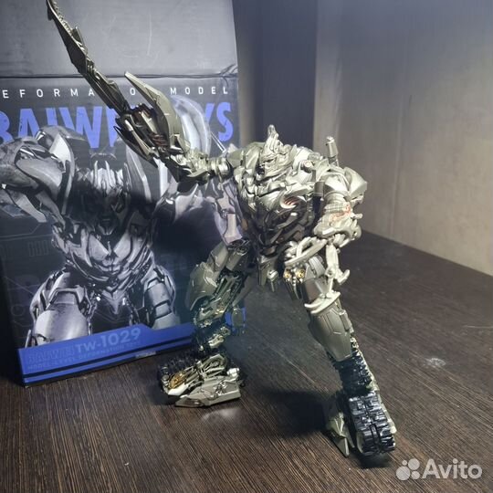 Робот-Трансформер Мегатрон