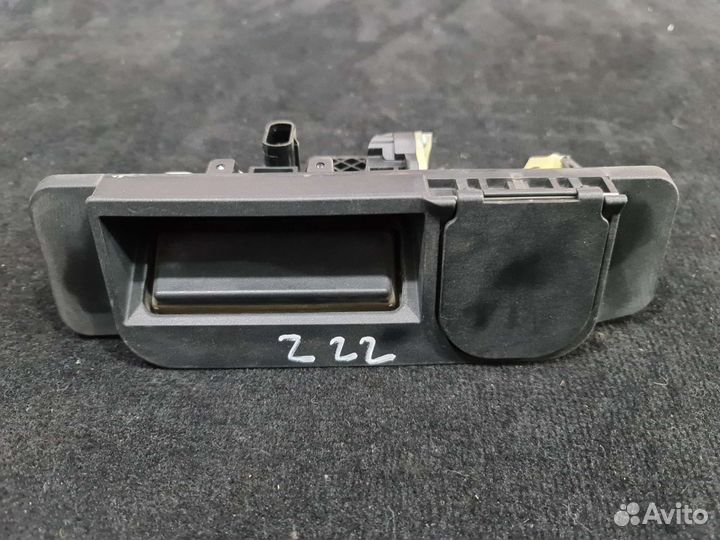 Ручка открытия багажника Mercedes W222
