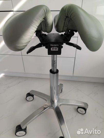 Стул седло профессиональное iseko western