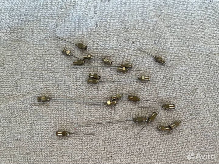 Шприцы с иглами