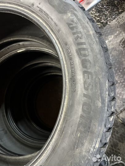 Bridgestone Blizzak DM-V2 245/55 R19