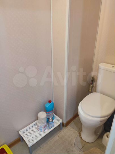 2-к. квартира, 64 м², 8/9 эт.