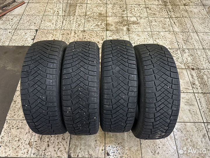 Pirelli Ice Zero FR 215/65 R17 103T