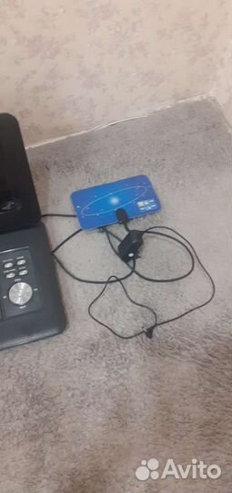 Портативный видеопроигрыватель