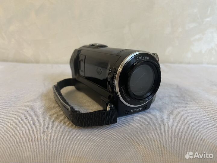 Видеокамера sony HDR-CX110E