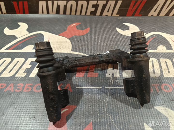 Скоба суппорта заднего Peugeot 307