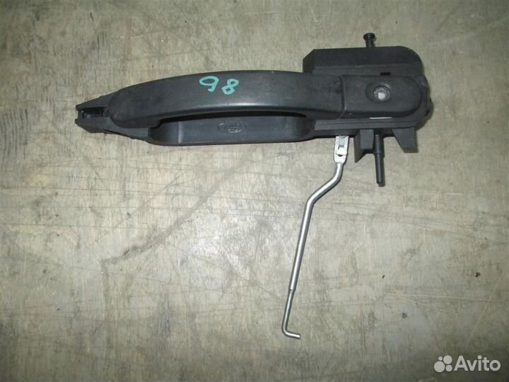 Ручка двери передней наружная левая от Ford Fiest