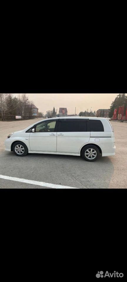 Toyota Isis 1.8 CVT, 2012, 150 000 км