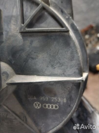 Насос вторичного воздуха продувки Audi 06A959253B