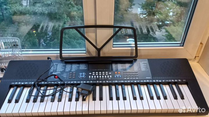 Синтезатор Denn dek547