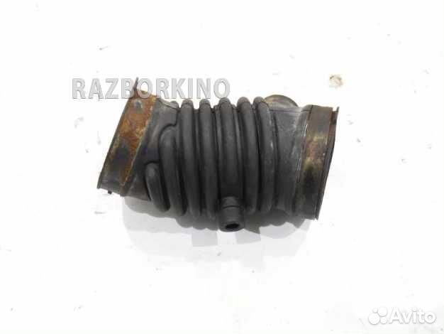 Патрубок воздушный Мазда