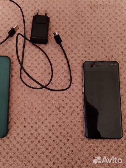 Samsung Galaxy S10+, 8/512 ГБ