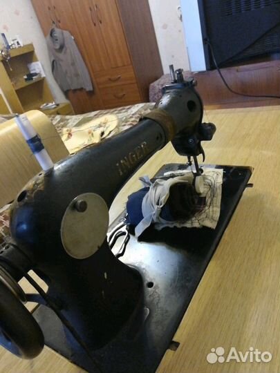 Швейная машина Singer