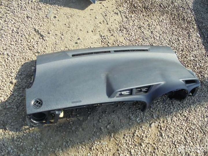 Торпедо (airbag) Toyota Vitz KSP130 1KR-FE 2011/8