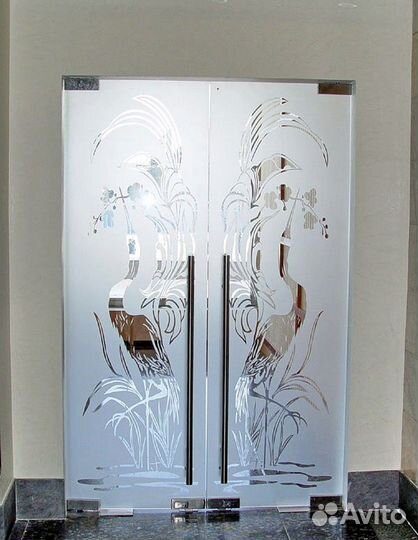 Пескоструйная обработка стекла и зеркал