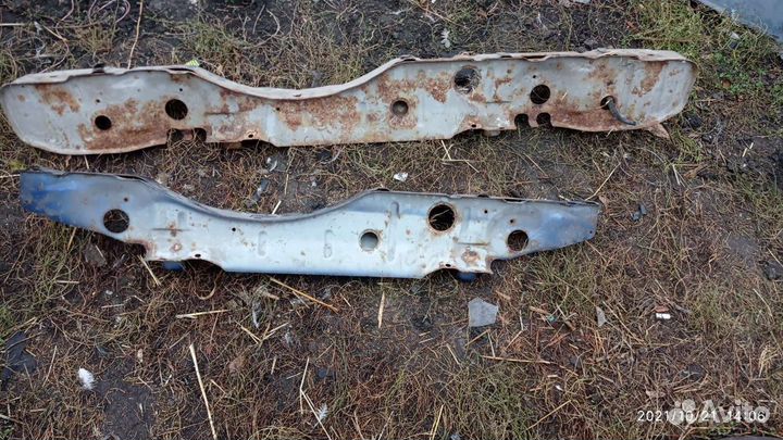 Усилитель заднего бампера Сузуки гранд витара 19